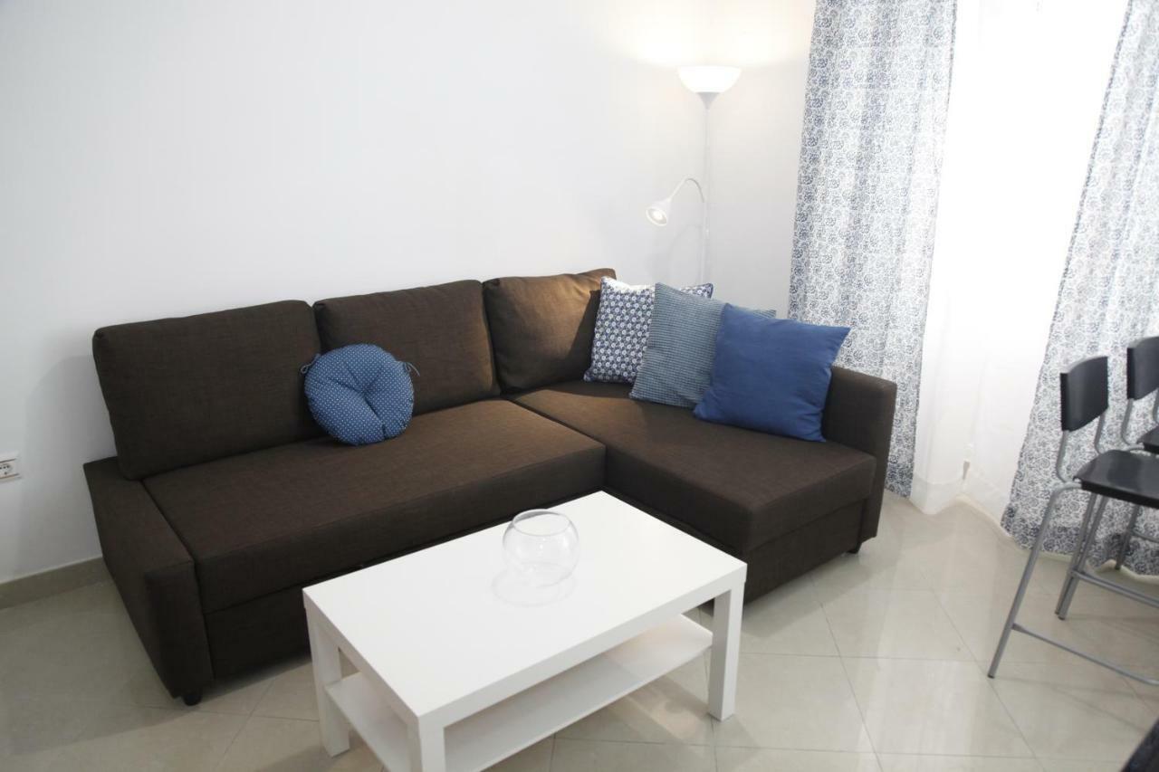 Fantástico Piso, Junto Al Teatro Falla Y A La Playa